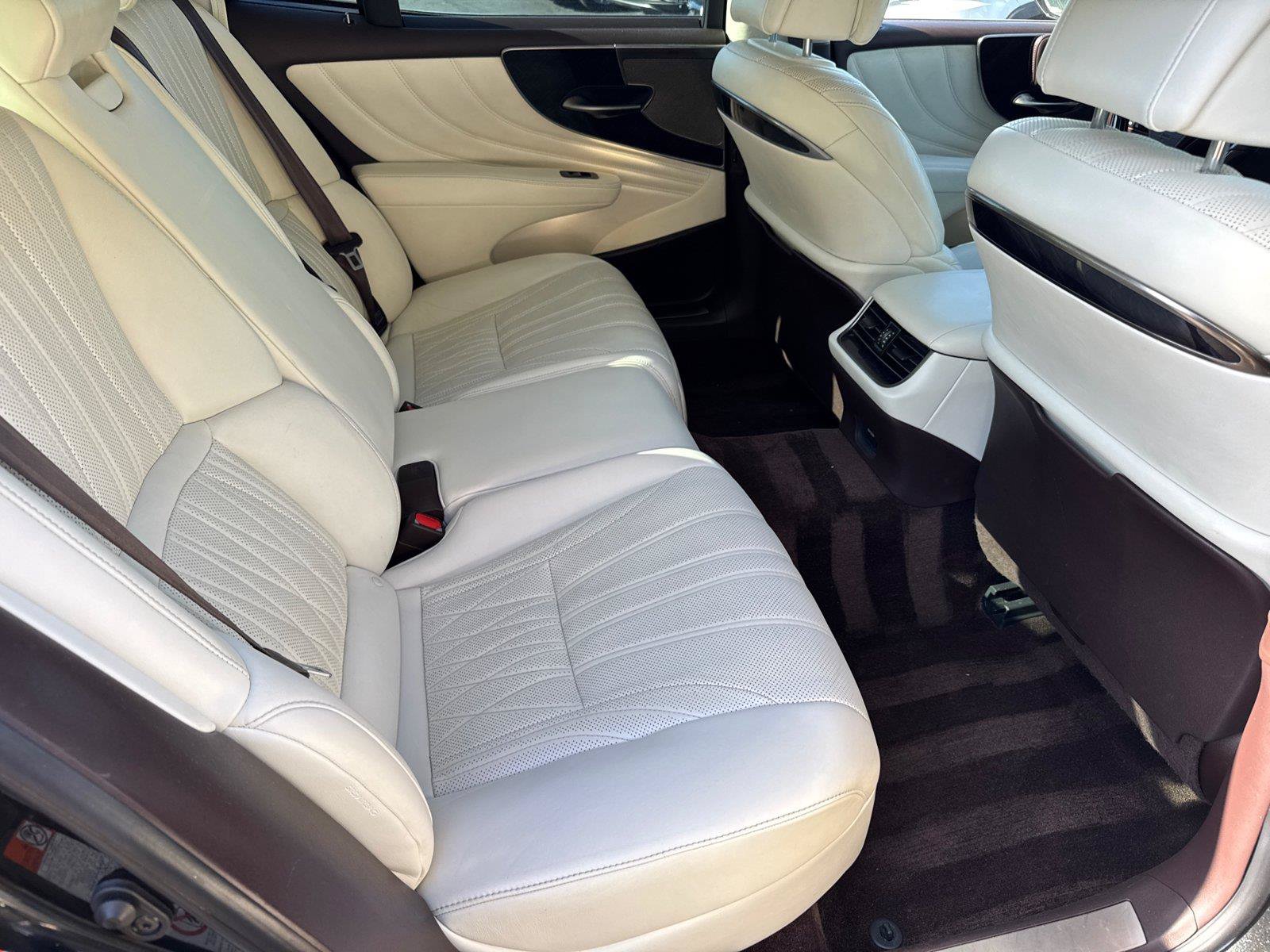 Used 2018 Lexus LS 500 AWD image 17