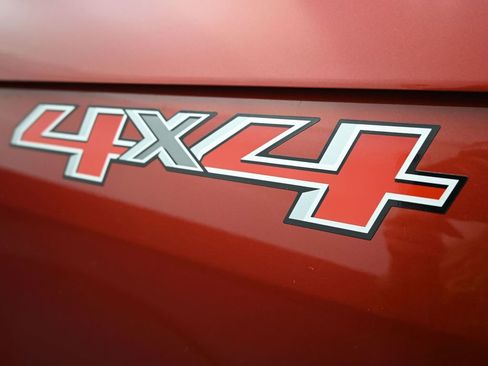 Used 2016 Chevrolet Colorado LT w/ Luxury Package, Chrome image 30