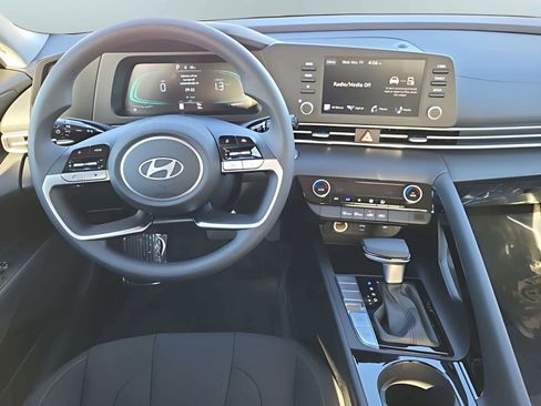 New 2026 Hyundai Elantra Blue image 8