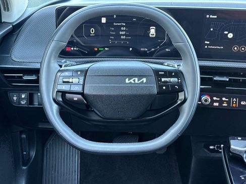 New 2025 Kia EV6 Wind image 14
