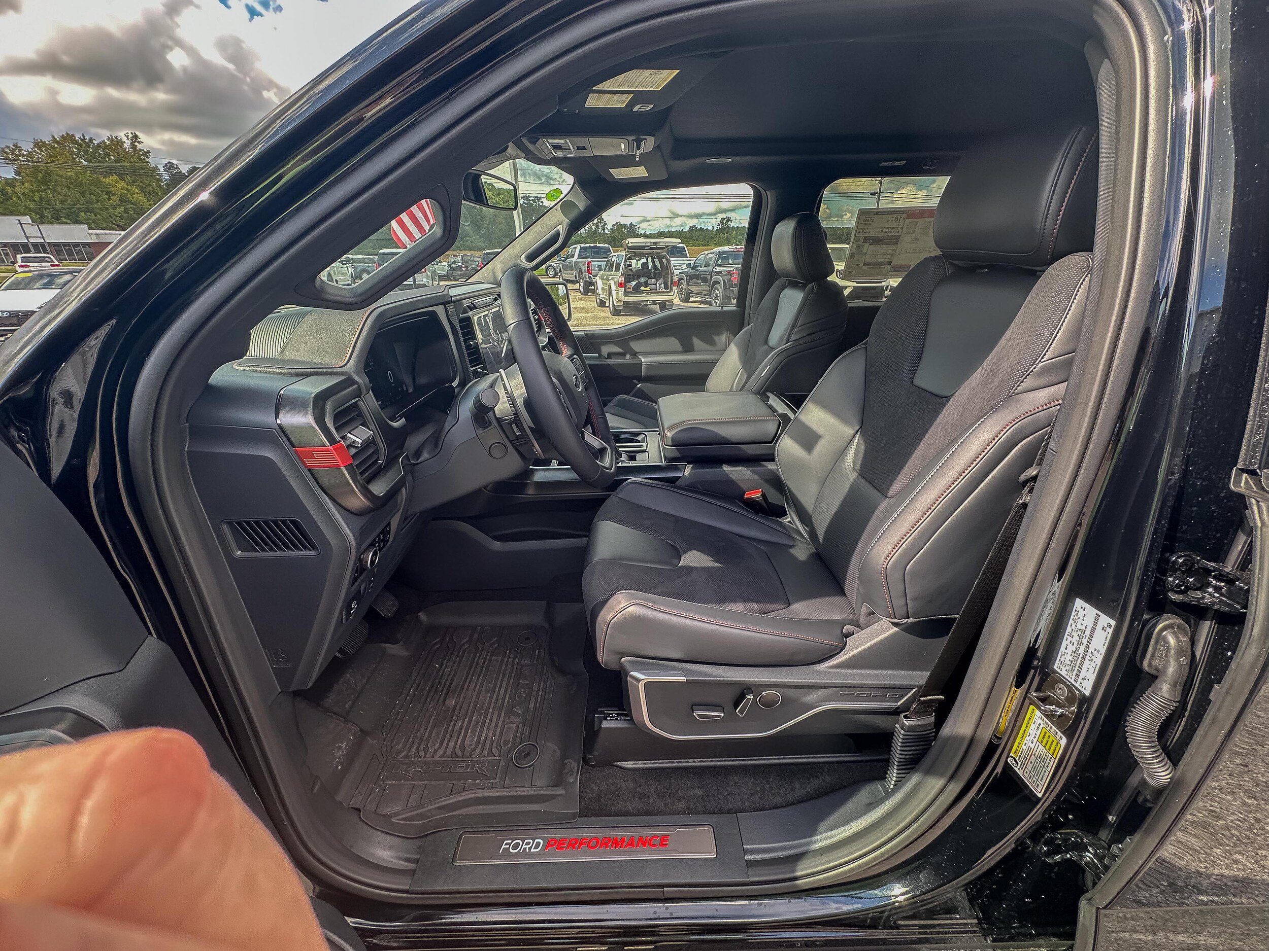 New 2026 Ford F150 Raptor AWD/4WD image 14