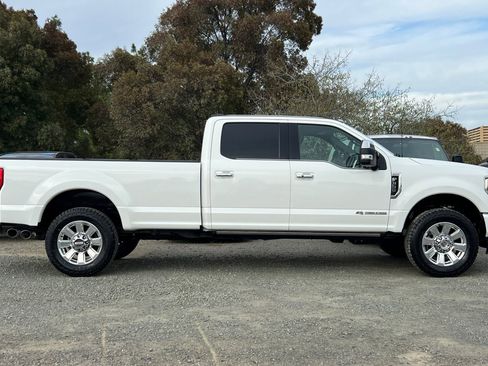 Used 2020 Ford F350 Platinum image 3