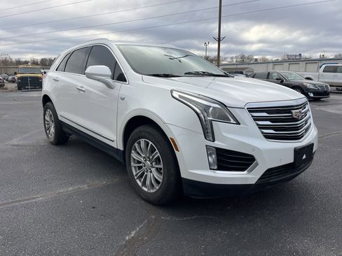 Used 2018 Cadillac XT5 Luxury w/ Driver Awareness Package image 7
