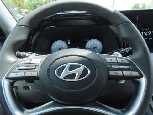 Used 2025 Hyundai Palisade SEL FWD image 26