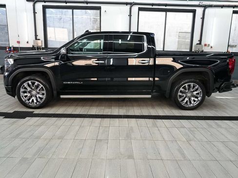 Used 2024 GMC Sierra 1500 Denali w/ Denali Reserve Package AWD/4WD image 4