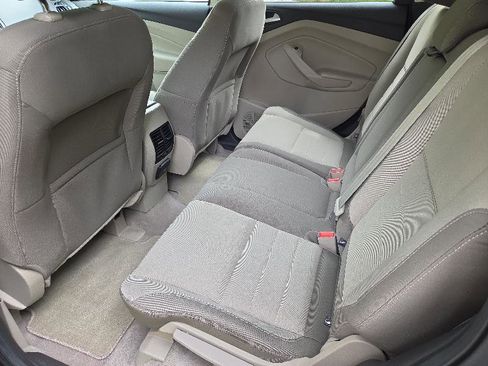 Used 2014 Ford Escape SE w/ Equipment Group 201A FWD image 11