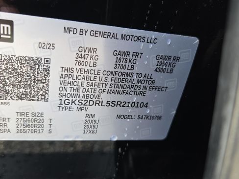 Used 2025 GMC Yukon Denali AWD/4WD image 16