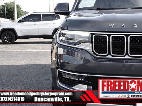 Used 2022 Jeep Wagoneer Series II RWD image 43