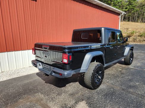 Used 2020 Jeep Gladiator Sport w/ Quick Order Package 24S image 6