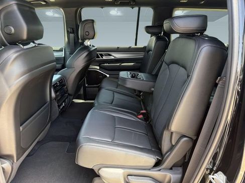 New 2026 Jeep Grand Wagoneer L Limited AWD/4WD image 22