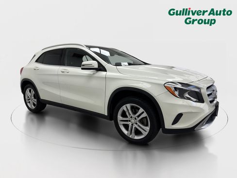 Used 2017 Mercedes-Benz GLA 250 image 12