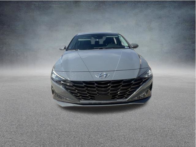 Used 2023 Hyundai Elantra Limited FWD image 3
