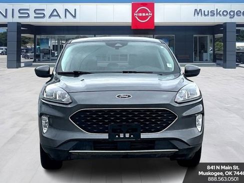 Used 2022 Ford Escape SEL w/ Class II Trailer Tow Package image 2