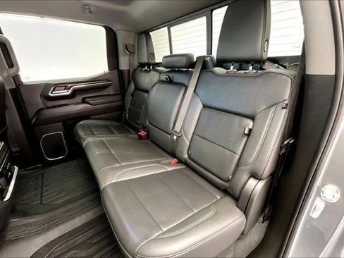 Used 2023 GMC Sierra 1500 SLT w/ SLT Premium Plus Package image 19