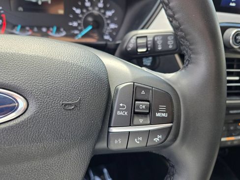 Used 2022 Ford Escape SE w/ Convenience Package FWD image 25