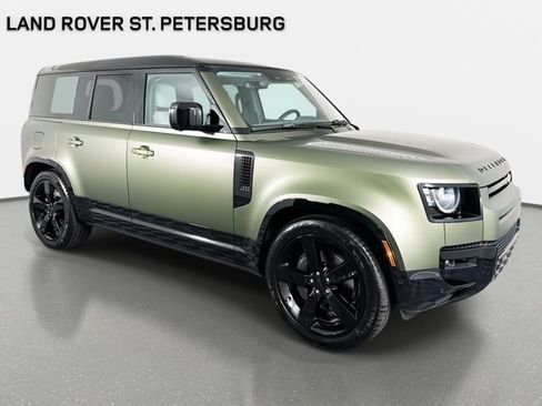 New 2026 Land Rover Defender 110 X-Dynamic SE image 3