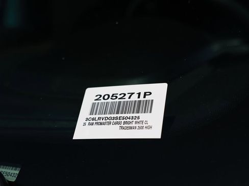 Used 2025 RAM ProMaster 2500 w/ Convenience Group FWD image 40