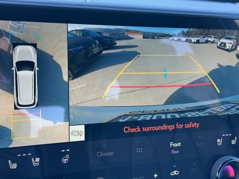 New 2026 Lexus TX 500h AWD image 19