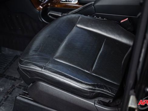 Used 2015 Mercedes-Benz G 63 AMG 4MATIC image 57