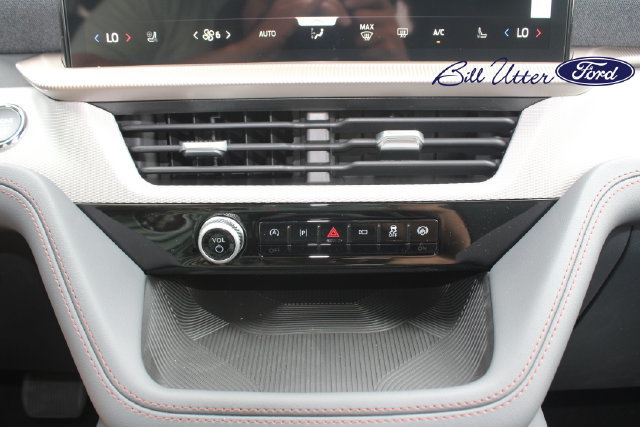 New 2027 Ford Explorer Active w/ Active Comfort Package RWD image 14