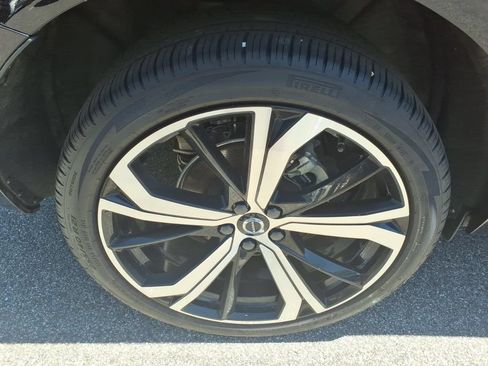 Used 2025 Volvo XC60 B5 Ultra w/ Protection Package Premier AWD/4WD image 12