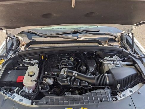 Used 2022 Jeep Grand Cherokee L Limited w/ Black Appearance Package image 35