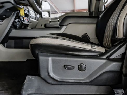 Used 2022 Ford F350 XLT w/ XLT Premium Package image 30