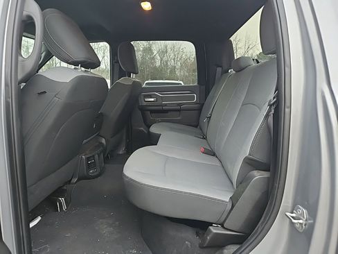 Used 2021 RAM 2500 Big Horn image 15