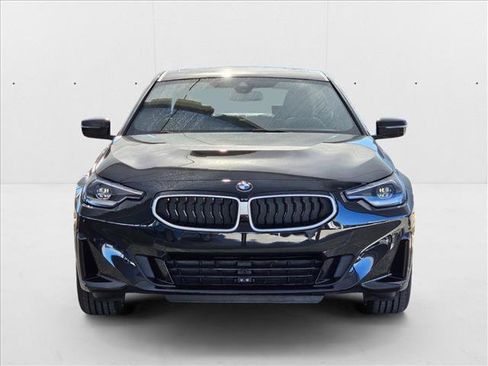 Used 2025 BMW 230i 230i w/ M Sport Package image 2