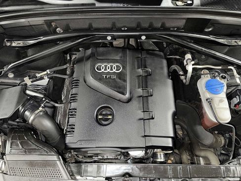 Used 2015 Audi Q5 2.0T Premium image 12
