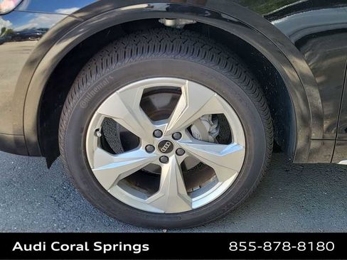Certified 2023 Audi Q5 2.0T Premium Plus w/ Premium Plus Package AWD/4WD image 19