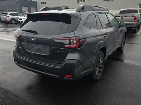 Used 2023 Subaru Outback Onyx Edition image 4