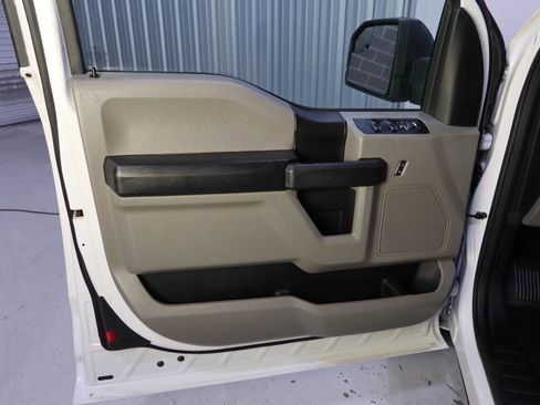 Used 2018 Ford F150 XL w/ Equipment Group 101A Mid image 21