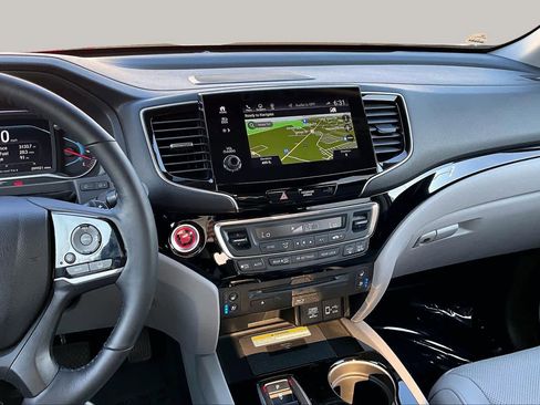 Used 2020 Honda Pilot Elite image 7