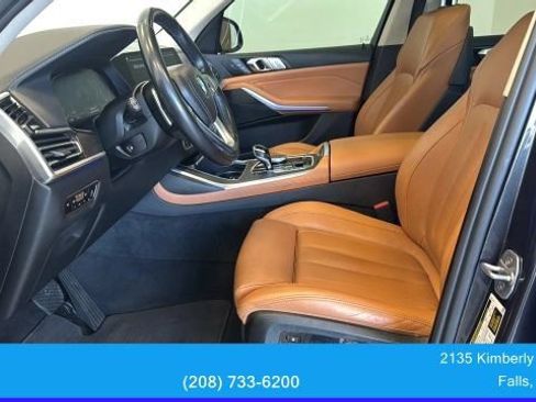 Used 2022 BMW X7 xDrive40i w/ Premium Package AWD/4WD image 26