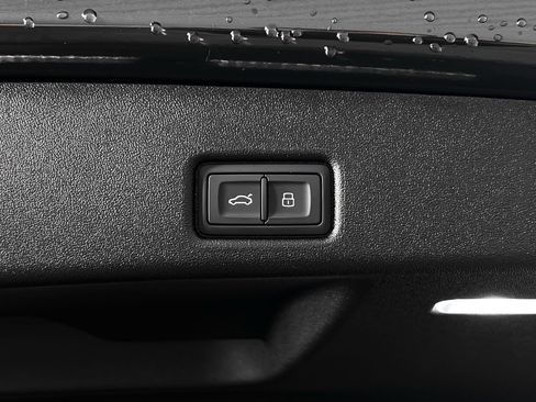 New 2025 Audi Q5 Premium Plus image 24