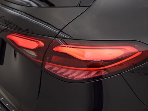 Certified 2024 Mercedes-Benz GLC 300 image 14