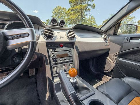 Used 2007 Ford Mustang GT RWD image 22