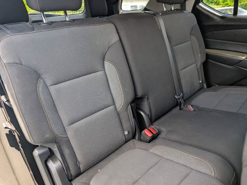 Used 2019 Chevrolet Traverse LS AWD/4WD image 20