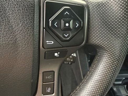 Used 2023 Toyota Tacoma TRD Off-Road AWD/4WD image 18