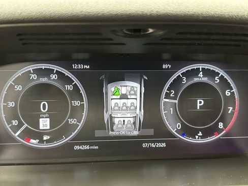Used 2018 Land Rover Discovery HSE Luxury AWD/4WD image 15