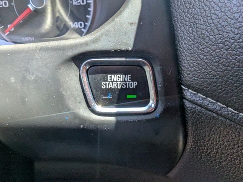 Used 2018 GMC Acadia SLE AWD/4WD image 17