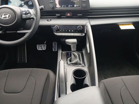 New 2026 Hyundai Elantra Sport FWD image 11