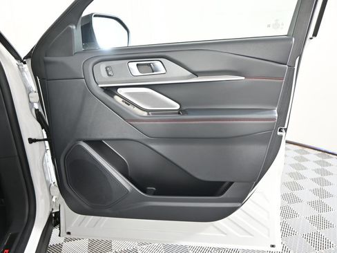 Used 2025 Ford Explorer ST w/ Sun And Sound Package AWD/4WD image 12