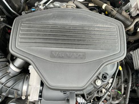 Used 2020 GMC Acadia AT4 w/ LPO, Floor Liner Package AWD/4WD image 33
