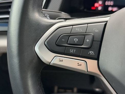 Used 2024 Volkswagen Atlas Cross Sport SEL Premium R-Line AWD/4WD image 30