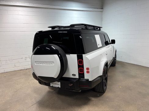 Certified 2023 Land Rover Defender 130 X-Dynamic SE AWD/4WD image 7