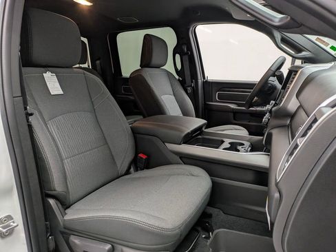 New 2024 RAM 2500 Big Horn w/ Night Edition image 19