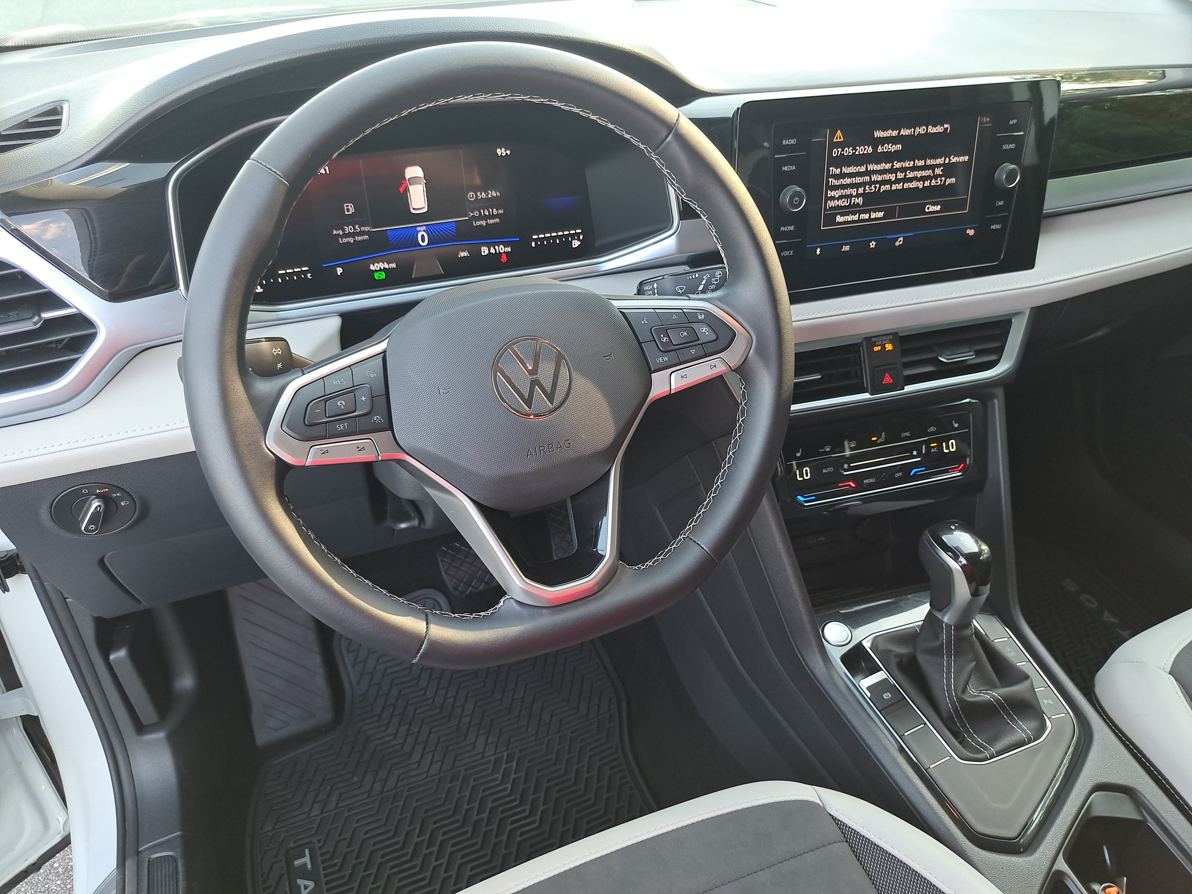 Certified 2026 Volkswagen Taos SE FWD image 15