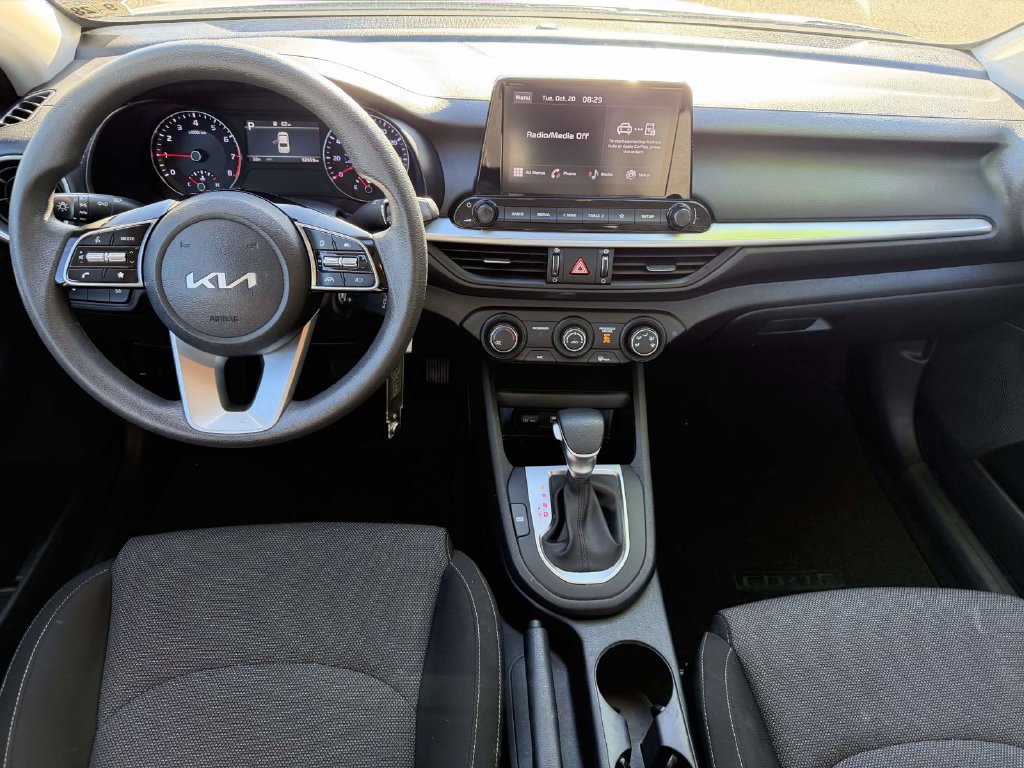 Used 2023 Kia Forte LXS w/ LXS Technology Package FWD image 12